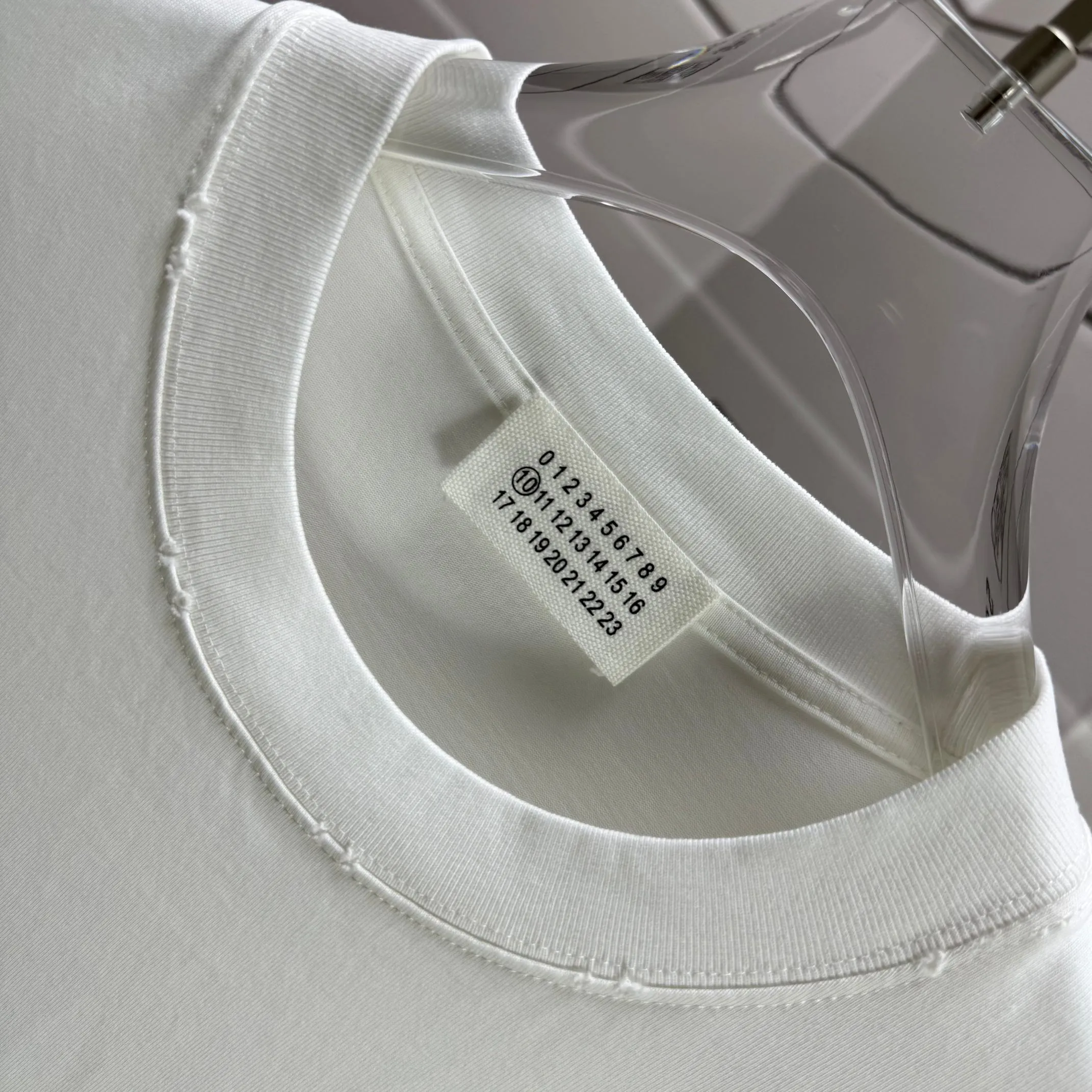 # MM 6 * 2025 New Arrival 320 tee Same Style : Khaki Size :S M L XL XXL Size： S （90-130 ） M （120-150 ） L （140-165 ） XL （160-180 ） XXL （180-210 ）